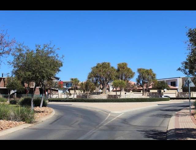 LAND FOR SALE IN WOODHILL ESTATE